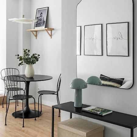 Cozy 2 Bedroom Apartment With Patio Μαδρίτη Εξωτερικό φωτογραφία